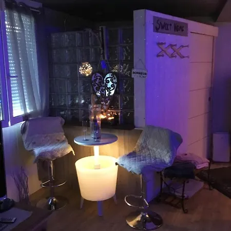 Sweet Home, De Tourisme *