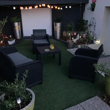 Sweet Home, De Tourisme Apartment *